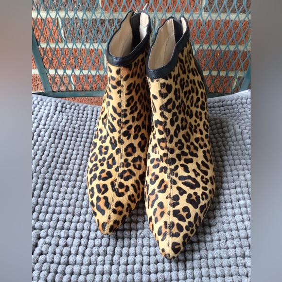 Adrienne Vittadini leopard boots Size 10 NEW - Picture 2 of 6